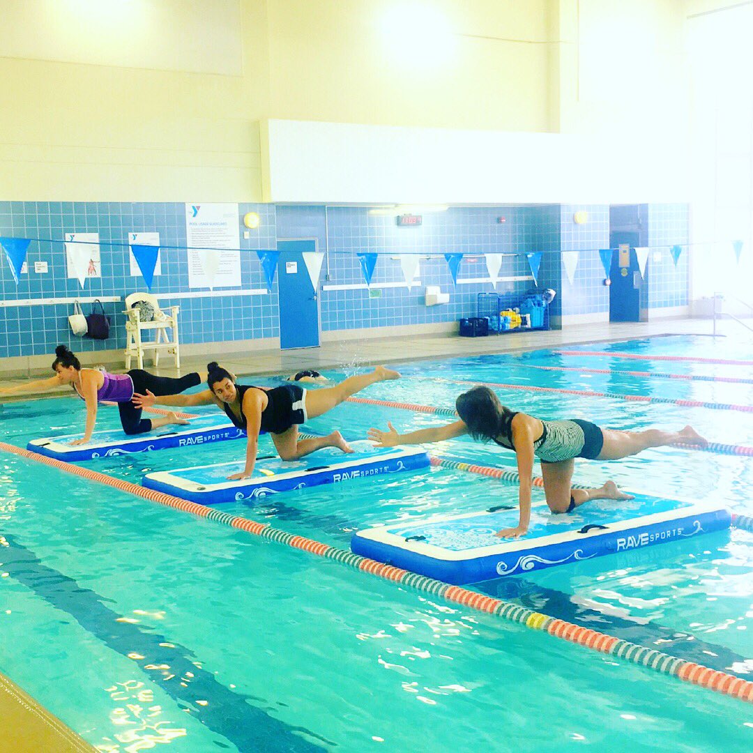 DouglasDaytonY's tweet photo. That's what' #SUP #WAVEyoga #FREEDemos #tryItTueday #waveFit #mplsYoga #mplsFitFam #mplsDowntown #fitgoals #balance #strength #waterworkout https://t.co/WzWzPJUU8s