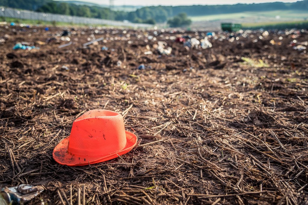 stefan4all's tweet photo. 226/365 - leaving marks - The day after Rocco del Schlacko Festival #Festival #hat #instagood #leavingmarks #marks #Nikond750 #nstadaily #o… https://t.co/D9JFfcYO5j