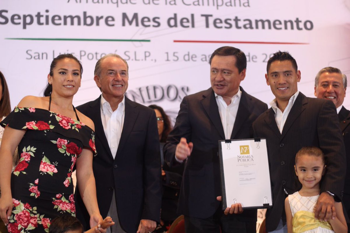 JMCarrerasSLP's tweet photo. Arranca en #SLP la campaña nacional #SeptiembreMesDelTestamento con la presencia del titular de la @segob, @osoriochong. #ProsperemosJuntos https://t.co/6A0zVdKM4b