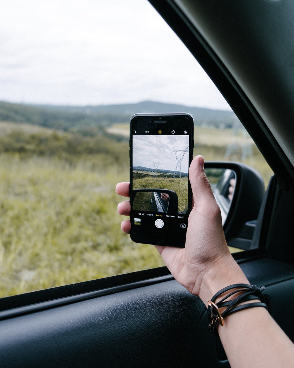 gocroozen's tweet photo. Take pics and let the adventure last longer! π Anytime you're on a trip on the @gocroozen app.. hashtag #gocroozen #roadtrip #travel https://t.co/0HP9bHa5bS