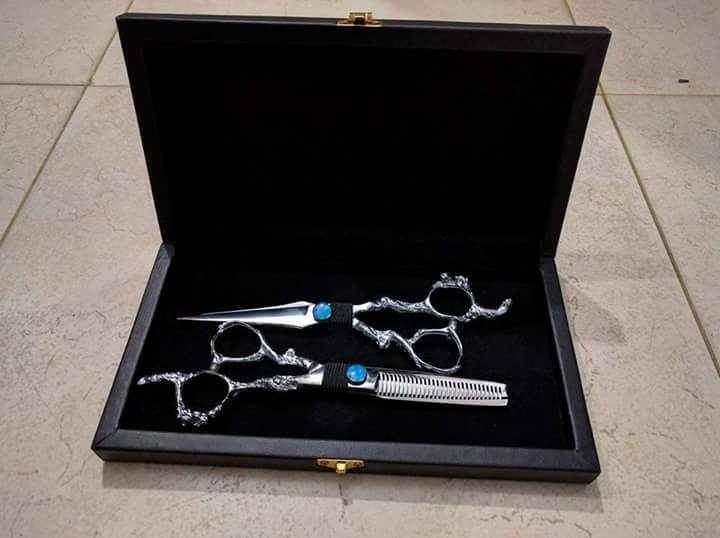 Active Fast Tools
myactivetools.com
available in stock barber and Salon dragon scissors set,