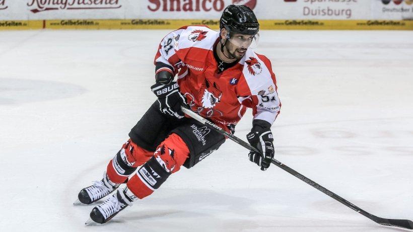 Eishockey: Ein Ständchen für EVD-Stürmer Raphael Joly von Céline Dion ebx.sh/2fHXyzE