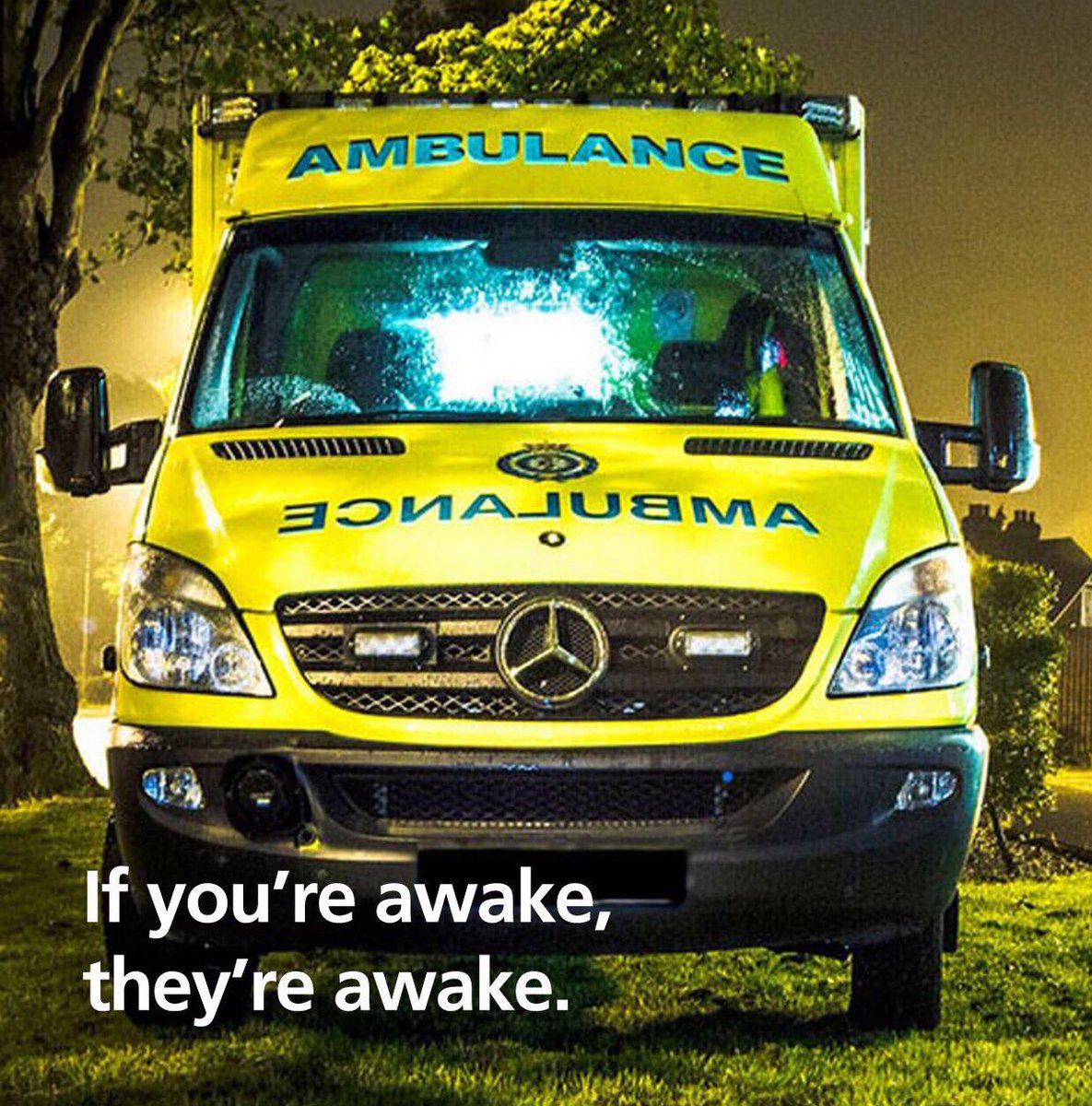 NHSMillion's tweet image. If everyone who's ever been grateful for a paramedic followed &amp;amp; retweeted we would reach a million by midnight &amp;amp; have a much stronger voice