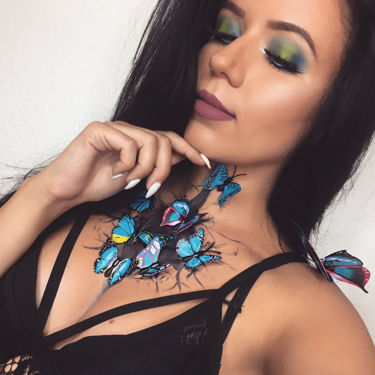 malicesfx's tweet image. Rip out the wings of a butterfly 🦋