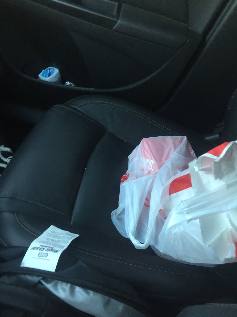 MckenzieBoening's tweet photo. When I bring my man food I put my seat heater on to keep it warm, bec he's special like that https://t.co/LigJqpIJIx