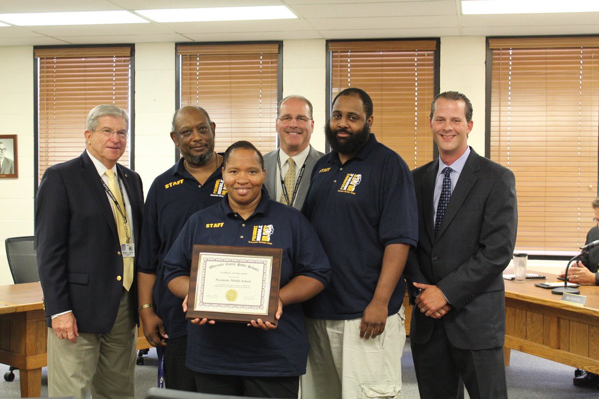 MrRecord21's tweet photo. So proud of all our @PocomokeMiddle custodians #MsLisa #MrMike #MrJonesy #MrCollick #MrCorey #building Superior @galen8146 @WorcesterSystem https://t.co/SorVYYogVs
