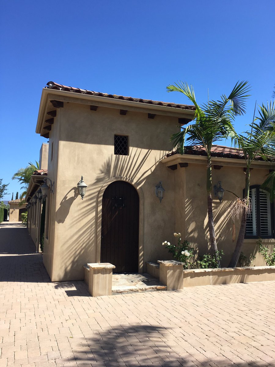 hawkinsx's tweet image. Wrapping up this beautiful #newportbeach property! #finalwalkthrough