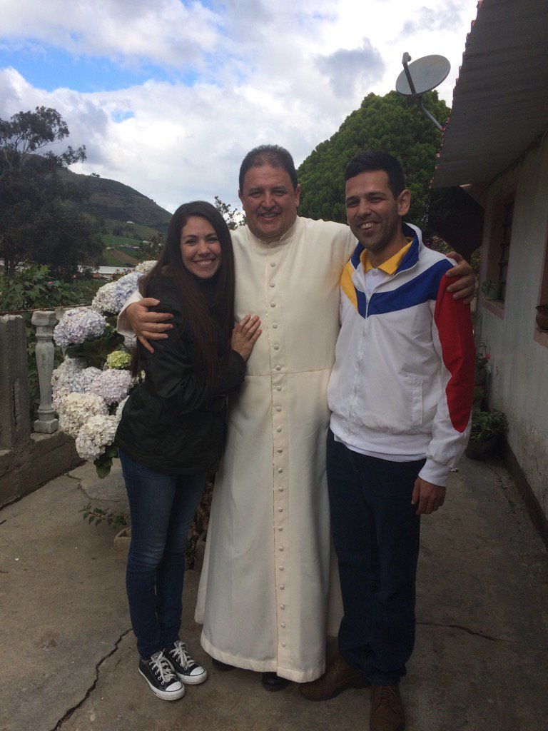 YohamaG's tweet photo. #YoEstoyConCarlosGarcia https://t.co/cquxu6WxFq
