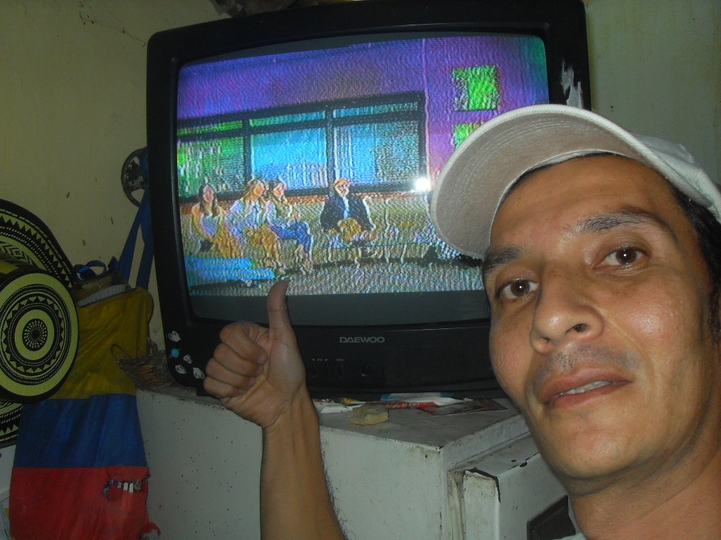 osiris11911's tweet photo. @MBDRCN #LoMáximoMBD quiero un tdt  Gracias un saludo desde Bucaramanga son lo maximo Deseo poder hablar con ustedes aqui dcon Laura Acuña https://t.co/5LBsug27Xp