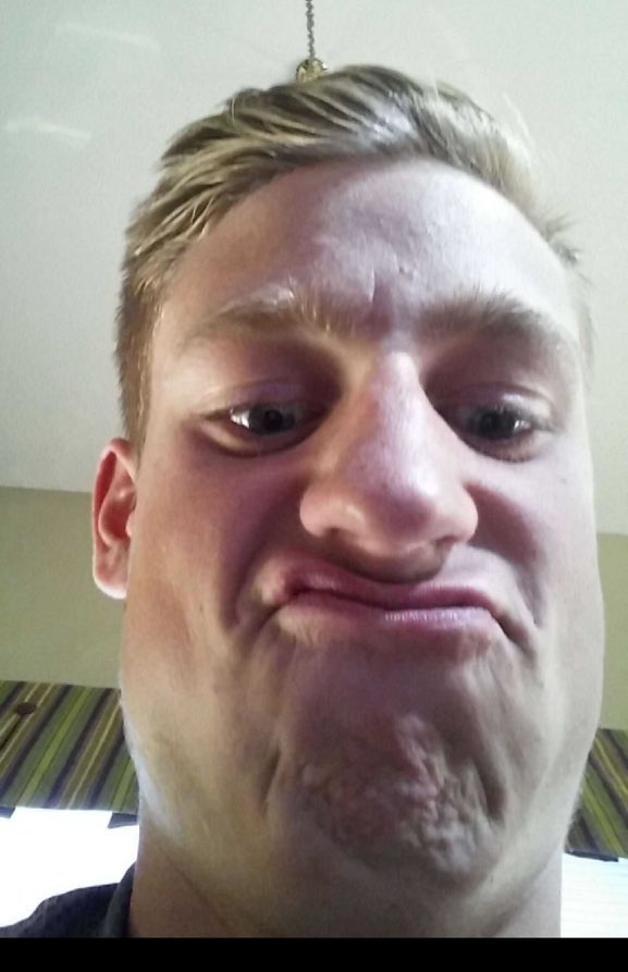 Flaherty_Sean's tweet photo. Happy birthday to this weirdo, your a great friend and I'm gonna miss you and the boys while we are at college! @JackLarish https://t.co/2lDdE5zZuW