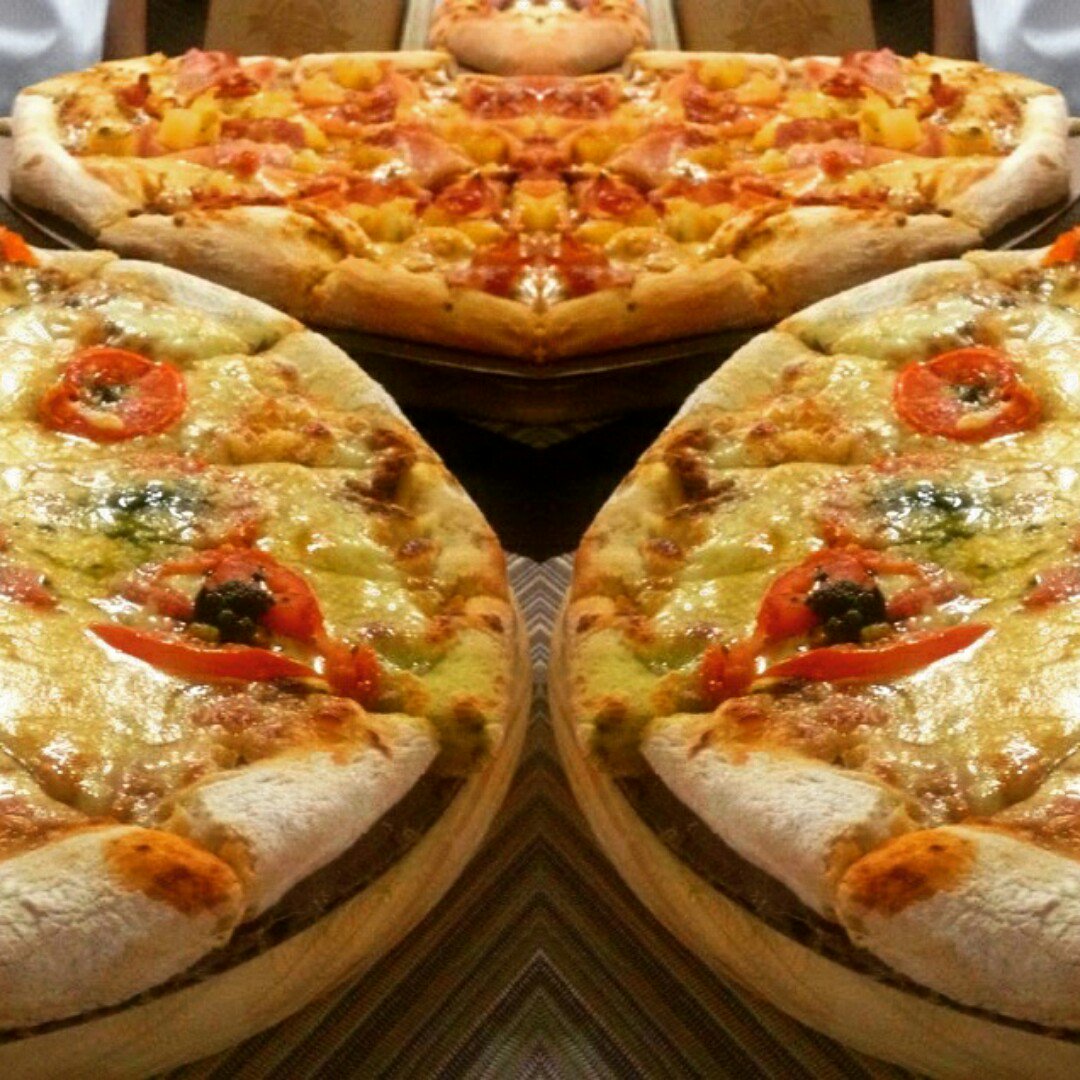 McboPizza tweet media