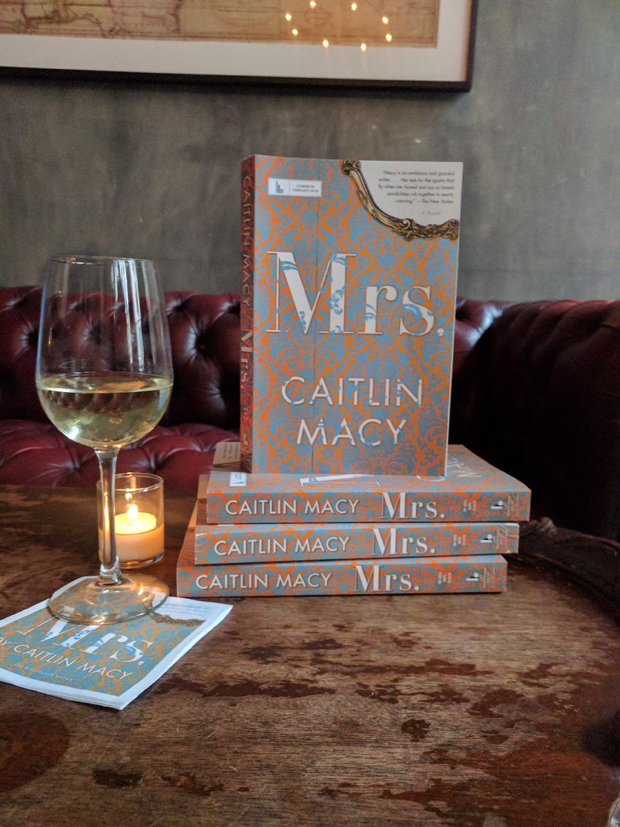 Cheers to Caitlin Macy and the beautiful MRS.! <a href="/HardingsNYC/">Harding's</a>