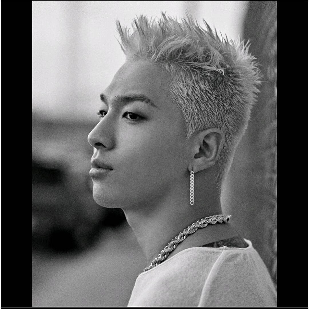 jojoblack77's tweet photo. WOW 😍 FROMYG IG updates
"#TAEYANG #WHITENIGHT #白夜 #NEWALBUM #2MVs
OMG he's so beautiful 😭 https://t.co/aflfls0s6n