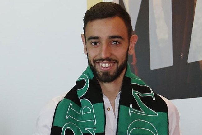_Goalpoint's tweet photo. ⏰ 89’ | Sporting 0-0 Steaua
Bruno Fernandes já rematou + do que Bas Dost
#UCL #SCPFCSB #DiaDeSporting https://t.co/Z2ZfhJAlpG