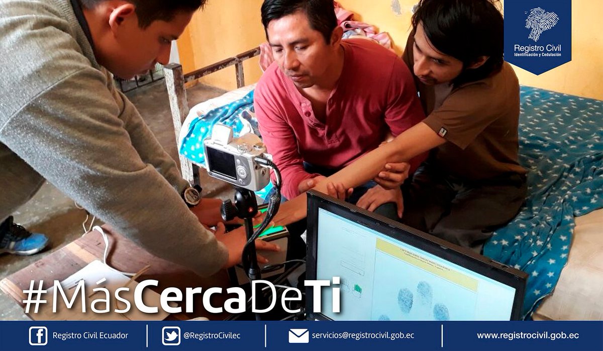 RegistroCivilec's tweet photo. Juan Yagual, con 68% de discapacidad, obtuvo su cédula de identidad gracias a brigada solidaria de #RegistroCivilEC en el cantón #LaLibertad https://t.co/4i0YS1G8qO
