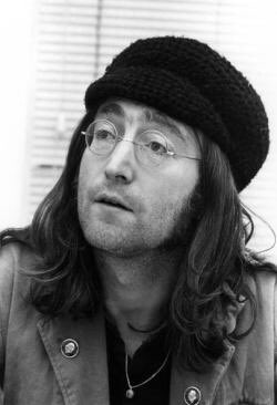 friseuringo's tweet photo. #JohnLennon - Hat, 1969.
Photo by #TomHanley https://t.co/fCGoGeHaPu