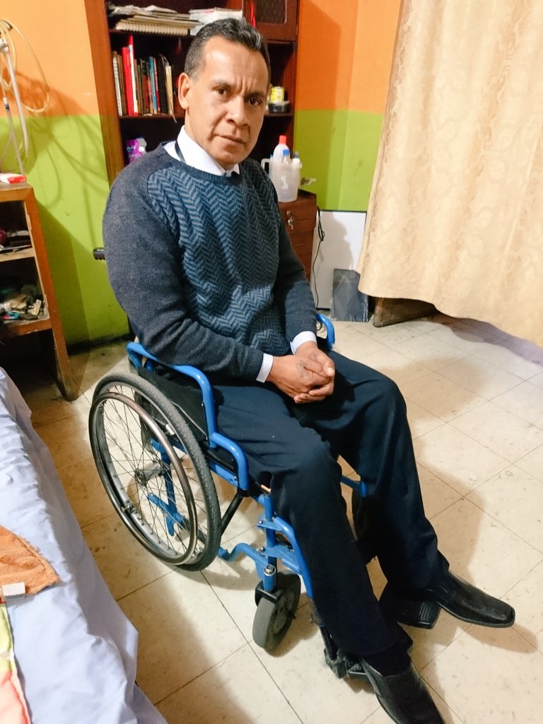 leortiz89's tweet photo. Visitas domiciliarias a pacientes críticos y personas con discapacidad #Distrito10D01 @MVEspinosaS @Lenin https://t.co/xOiswrU4pc