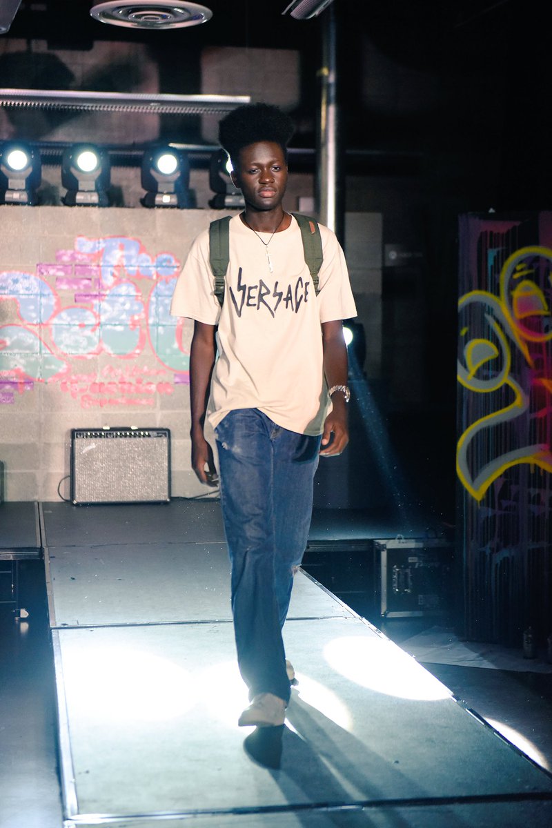 bluapplePoetry's tweet photo. Shout out to @TheEditionStore for helping to outfit our models at #TheGetUpSoFlo on Sunday...AND letting the kids keep the gear! https://t.co/bpRRwlbqcZ