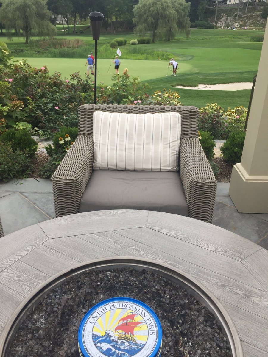 PetrossianNYC's tweet image. It was such a pleasure joining the #BurningTree Country Club yesterday. What would be #golf without @TaittingerUSA and #Petrossian #Caviar ?