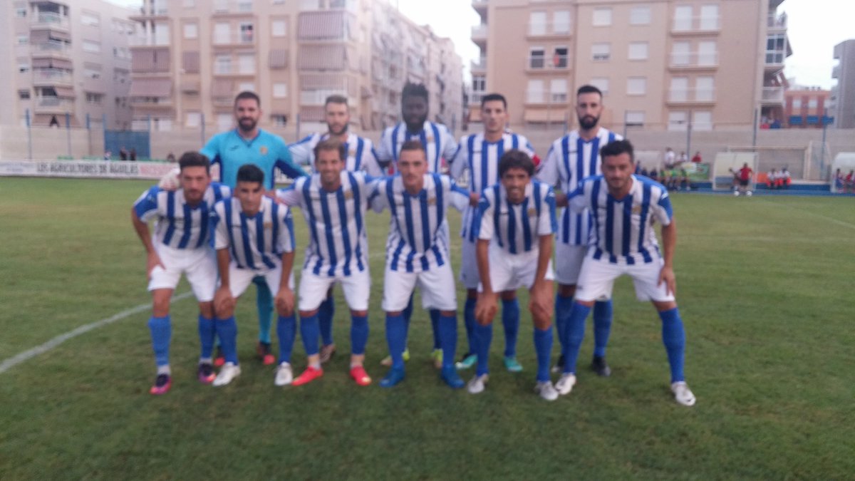 COPE_Lorca_'s tweet photo. El @Aguilas_Fc gana el Trofeo Playa y Sol tras imponerse en los penaltis 4-1 al @lorcadeportiva . 
El partido terminó 0-0 https://t.co/DCmERGT1F5