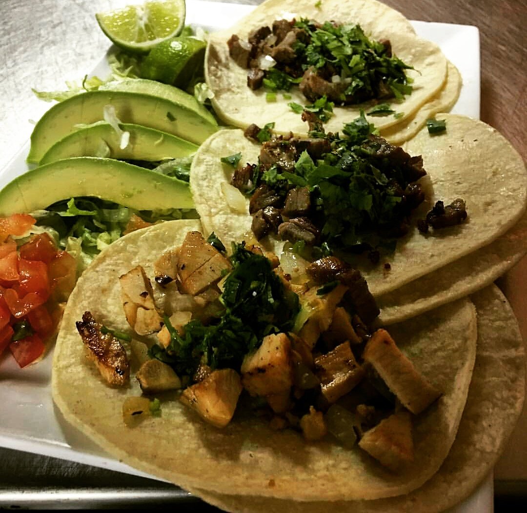 Taco Tuesday tonight! $1.50 Tacos &amp; $2 Tecates at Chiltepes!
#Chiltepes #TacoTuesday #tecate