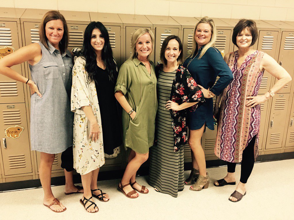happyraycampers's tweet photo. Bowie first grade is ready! Bring them on! #sulsprisd #teacherweekss https://t.co/muPfPnzgCD
