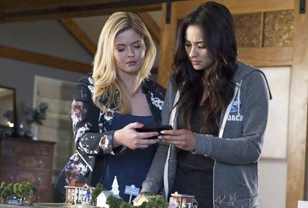 vausemanpride's tweet image. Wow, look at my parents. #EmisonFamily