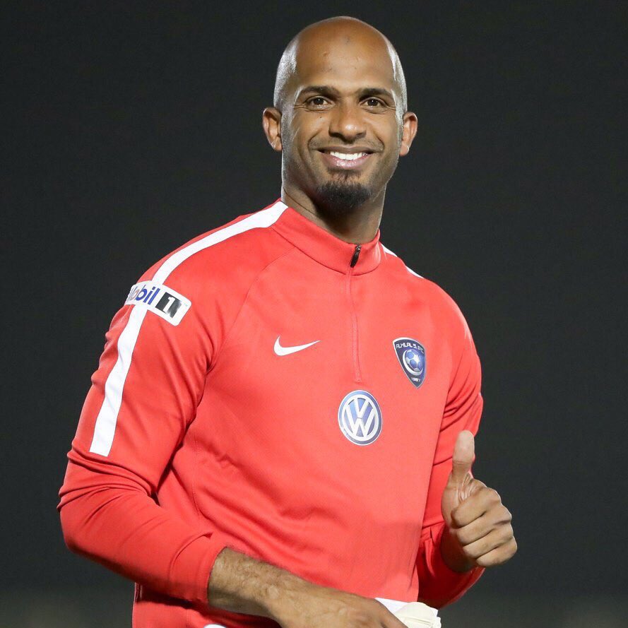 hilalstuff's tweet photo. علي الحبسي :
لم أطالب بإلغاء عقدي مع #الهلال بعد استبعادي من القائمة الآسيوية ،، أنا ملتزم بخدمة الكيان طوال فترة عقدي . https://t.co/QWvZKuR54W
