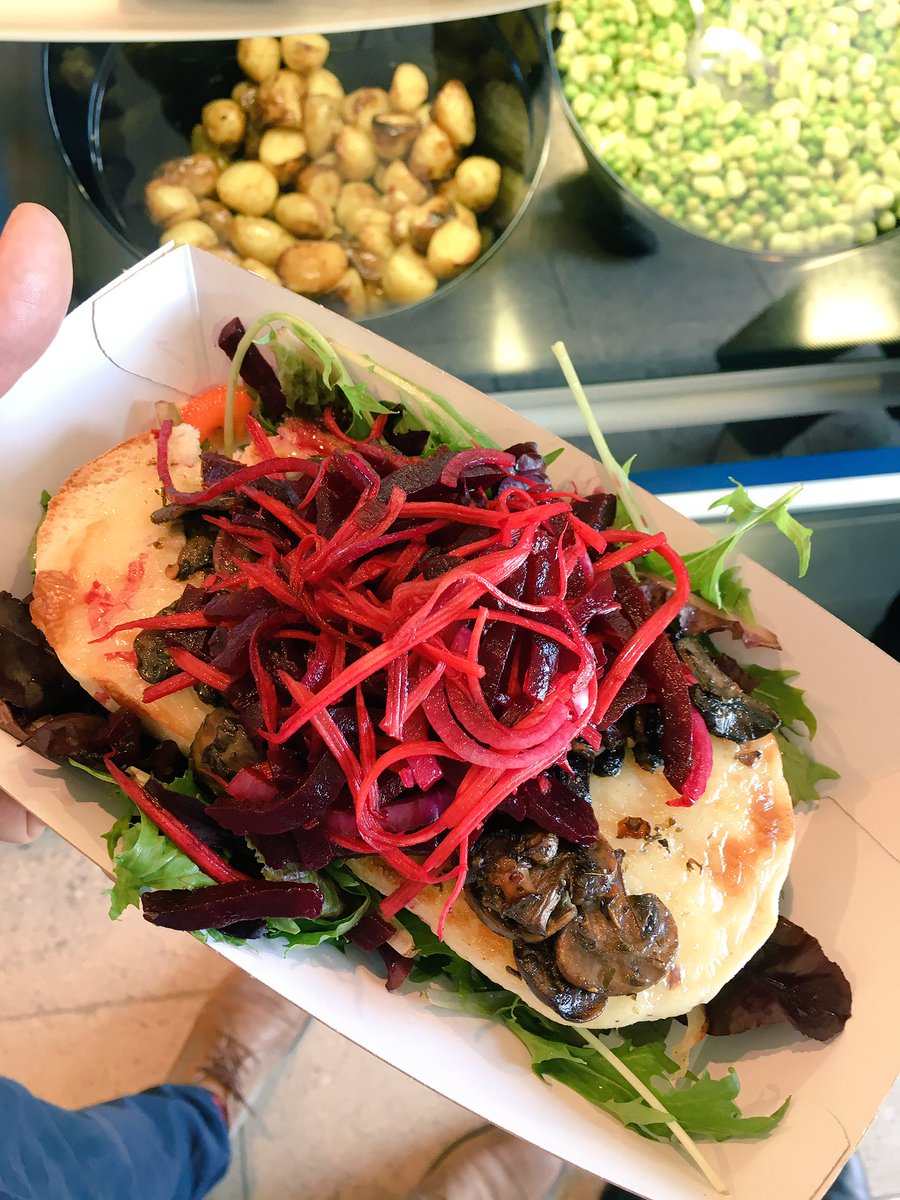 #bruschetta with #mushroom #carrot #beetroot today at the #reservoircafe <a href="/PlymUniCatering/">University of Plymouth Cafes</a> <a href="/drakes_place/">Drake's Place</a> #plymouth #devonfood <a href="/vegsoc/">Vegetarian Society</a>