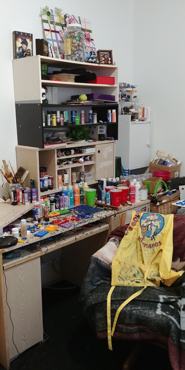 NotoriousNikArt's tweet photo. #chaos #artstation #workstation #wherethemagichappens #BacktoSchoolcrafts #solareclipse #creativity #CreativeConfidence #Creative #CraftIt https://t.co/u7OaaPT8pJ
