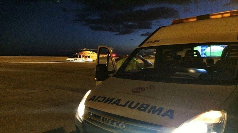 salvamentogob's tweet photo. De noche, mientras caminas por tus sueños, muchos velan pendientes de si puedes
necesitarles. Otros muchos/nosotros, estamos ahí, por ti. https://t.co/kZoofhstnP