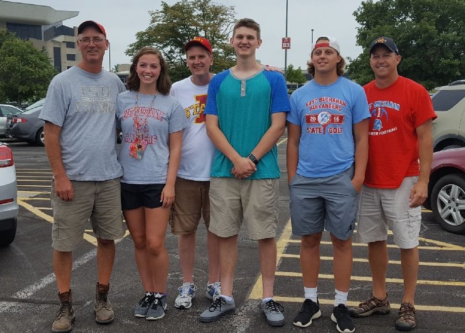 GMittyBalltown's tweet photo. Next generation for B3. @oneillpolls @RyanSchmitt12 https://t.co/FCxWgqrhT2