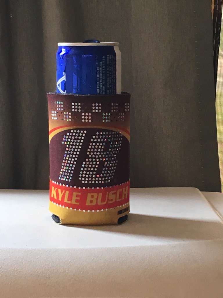 tammy8775's tweet photo. Heck yea it's 5 o'clock somewhere #itsbristolbaby #gokylebusch #polepositioncampground https://t.co/9yVoIDGIpE