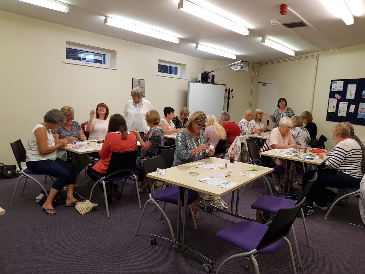 RodleyWI's tweet photo. A great night tonight learning English Piecing along with some of the finished products! @WYFWI https://t.co/uvFlcoXIir