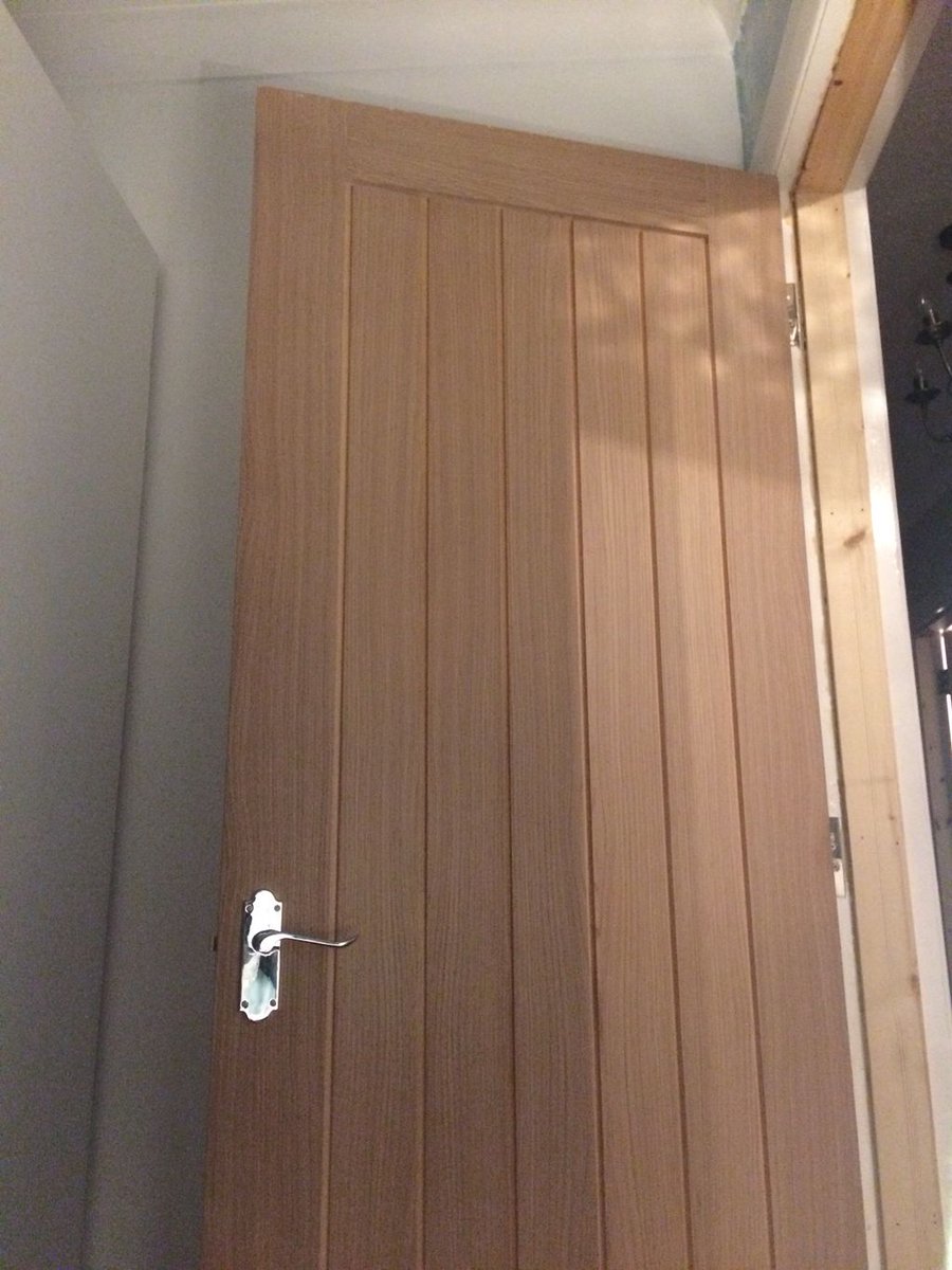 SEAerials's tweet photo. Al &amp; Simon #equilibrium love the doors #Alonthedoors https://t.co/qI2yFhiiFO