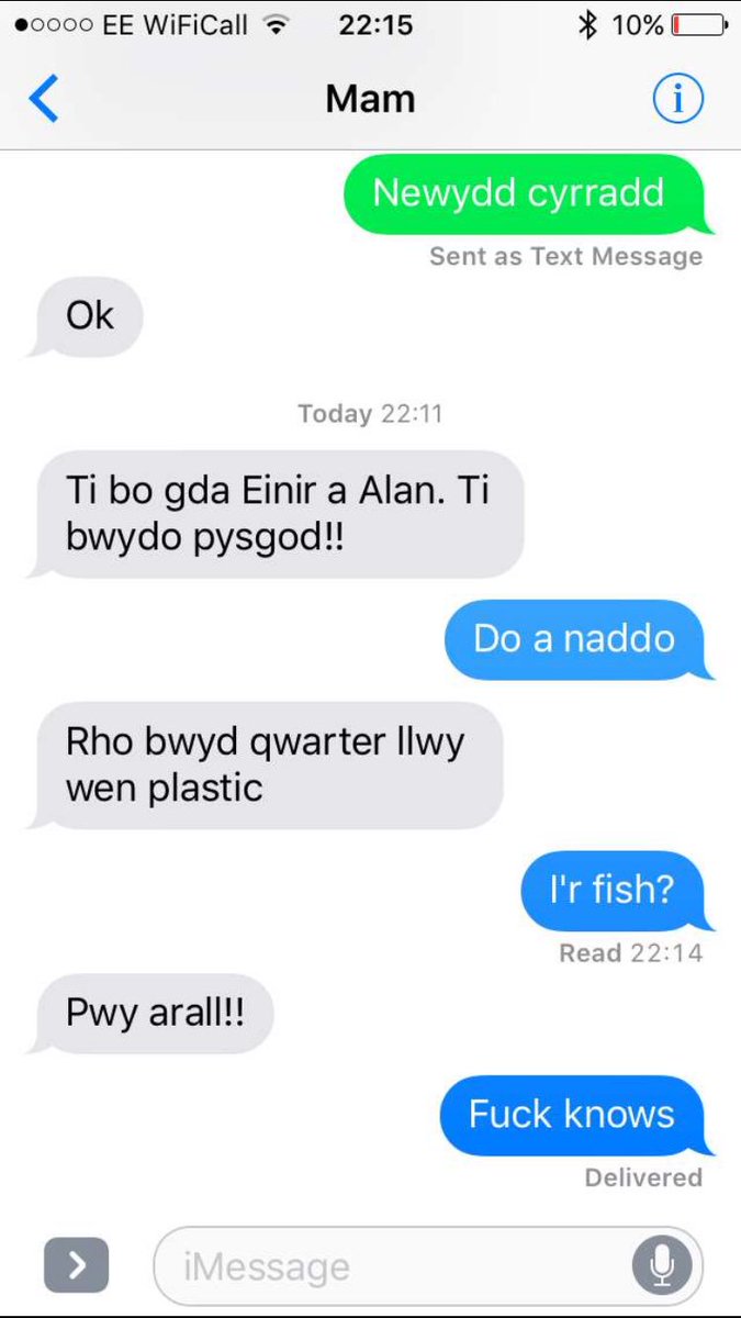 carylmilena's tweet photo. Mam yn fwy worried am y fish nai mab ei hun #druanaTrystan https://t.co/Ez1o98rAjU
