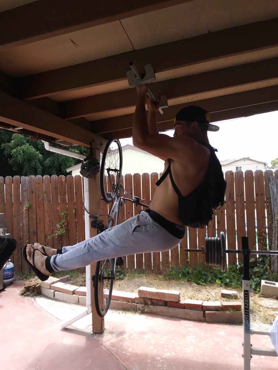 beigetimmymxmxc's tweet image. Pulling myself up one rep at a time. #lsits #weightedpullups #gainz #calisthenics #bounceback