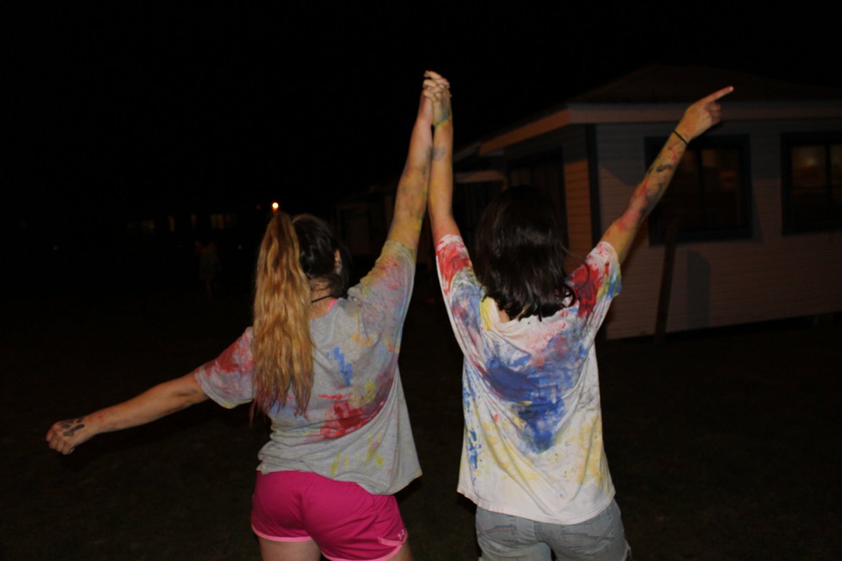_Barco_'s tweet photo. We're gonna win this color war #TYtuesday https://t.co/J1HAQxjcef https://t.co/M3lNjEdvwK