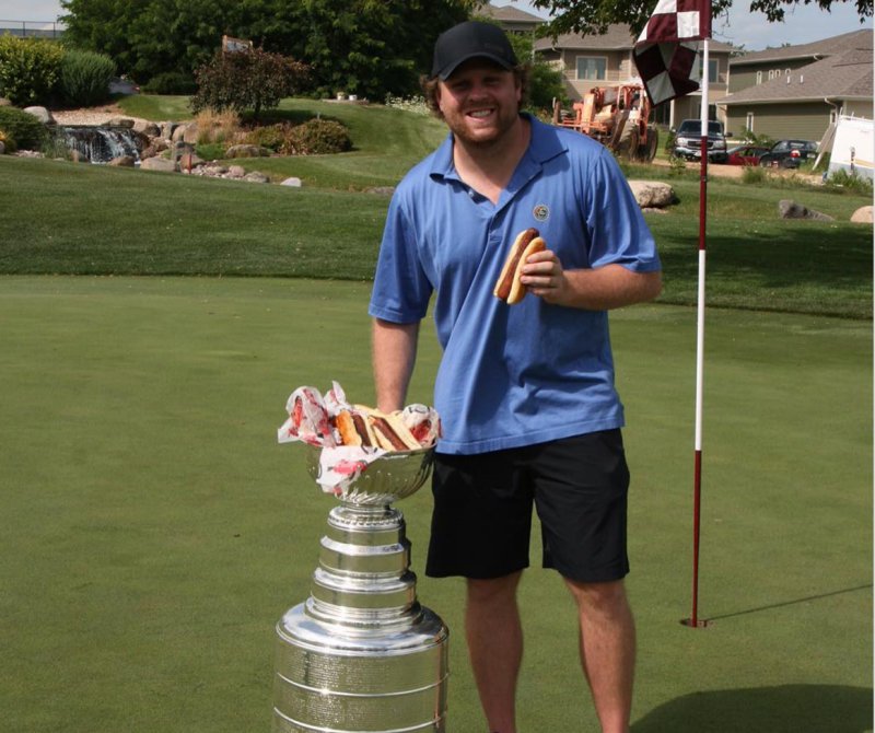TheSteelCityFan's tweet photo. Phil Kessel is a back to back Stanley Cup Champion and there is no better way to celebrate than eating hot dogs out of the Cup! #LetsGoPens https://t.co/vaNPKzsQ1v