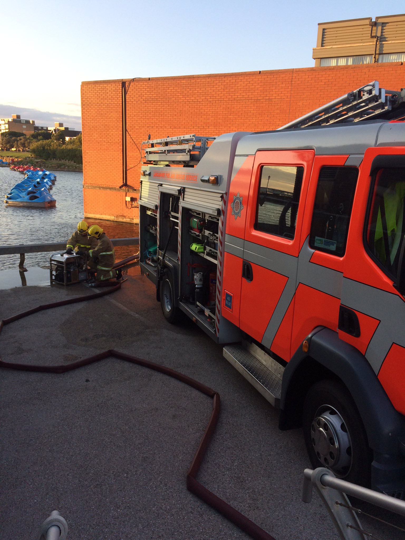 Lytham Fire Station on Twitter "Drill Night Pumping Open Water & LPP