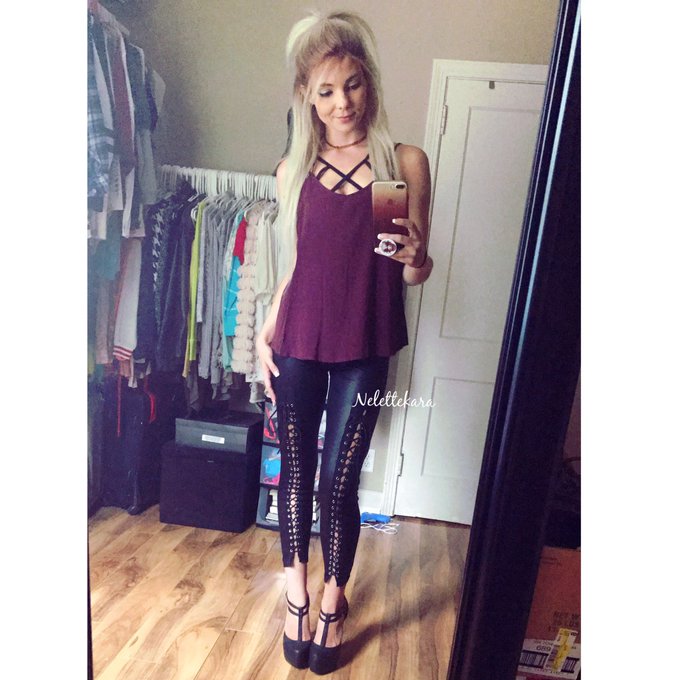 #LACEDUP 💋 https://t.co/Jht9lAq8iS<a href="/tag/lacedup"class="tags">#LACEDUP</a>