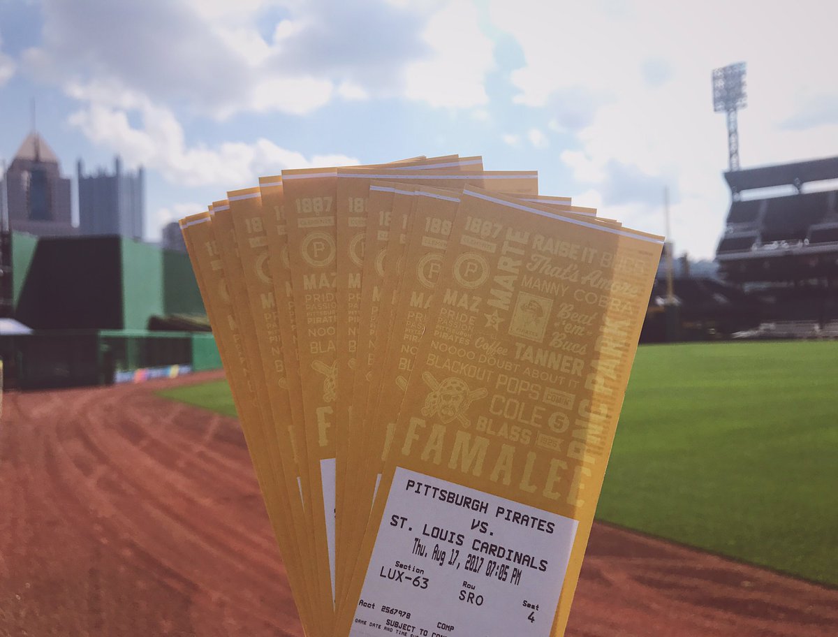 Not able to make today's #BucsTicketTuesday?

RETWEET THIS for a chance to win FOUR Social Media Suite tix for Thursday!