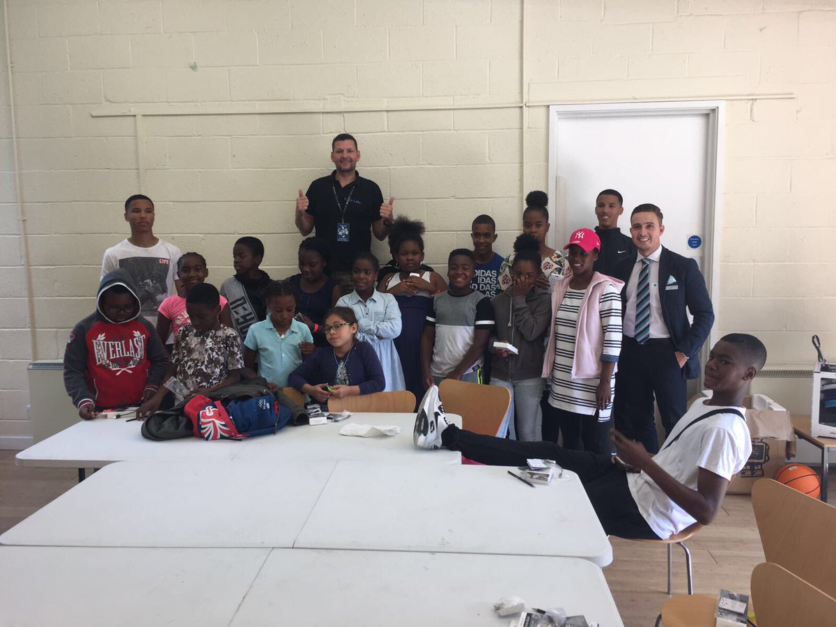 HighTreesCDT's tweet photo. Gr8 time Coding today with @Digitaleagles @eagle_labs #tulseadventure #youngfun #tulsehill https://t.co/bk1psbYAj5