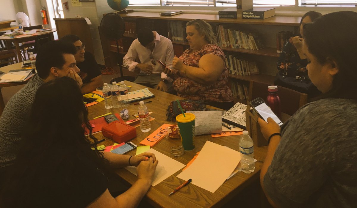esc1bilingual's tweet photo. Wonderful #highschool teachers from #ProgresoISD sharing and learning about #shelteredinstruction strategies! https://t.co/Z2IhVKjIHn