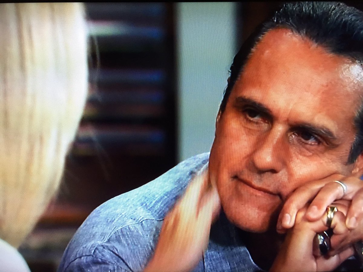 NDH_CarolinaGrl's tweet photo. That 👀 of love❤️!!! #CarSon #Soulmates #YearsandYearsofLove #Flirting #NeverOver #LoveWins! Ready 4 more #CarSonLovein17 #GH https://t.co/LRvCv3P9l8