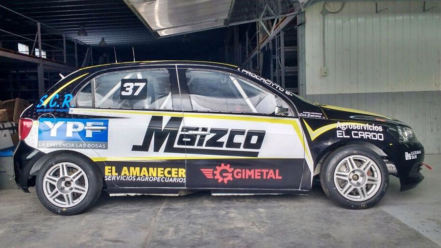 Apat_TN's tweet photo. ¡Trabajos finalizados! Les presentamos el VW Gol Trend de @IProcacitto, con el que estará presente en el #TNenLaPampa https://t.co/o4F1WEg448