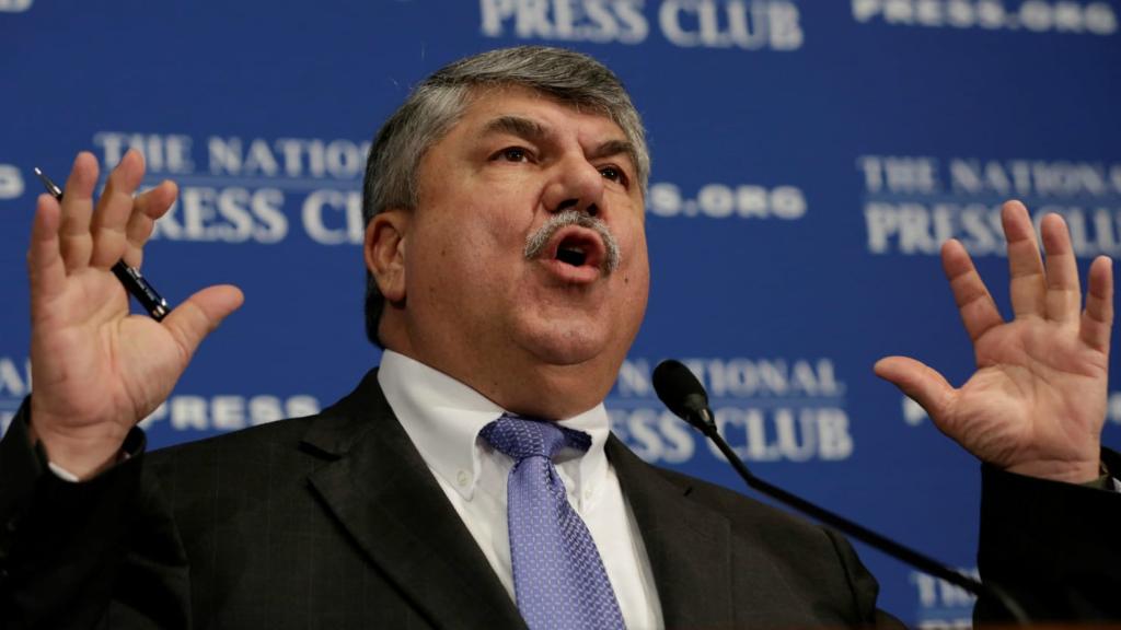 CNNBusiness's tweet photo. AFL-CIO chief leaves Trump's manufacturing council after president's latest remarks
https://t.co/wpHj5UPa13 https://t.co/jEyiTdfoqm