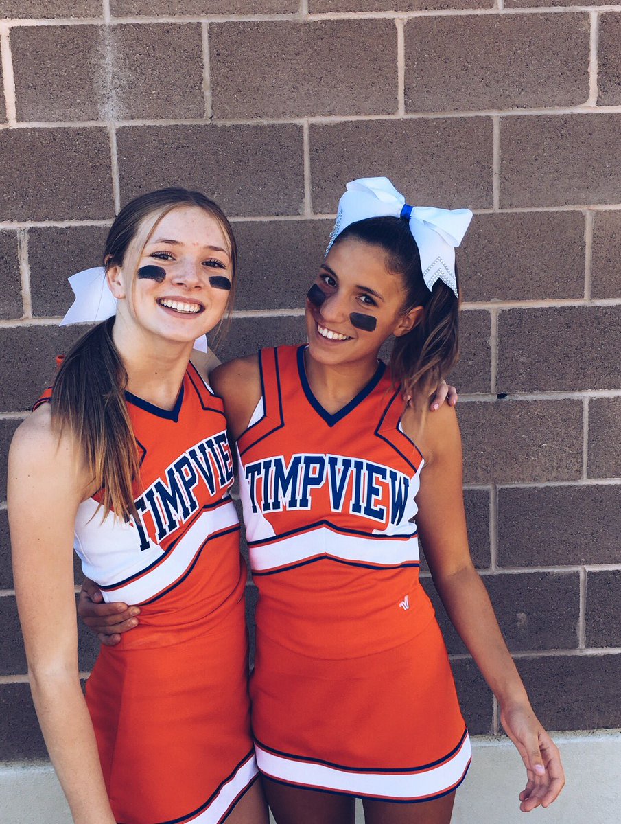 kylienewell7's tweet photo. KENNEDY happy birthday!!! thanks for seriously being the nicest person ever I loveee youuu💞❤️💘 #tbtpics @kennedyolsonnn https://t.co/7tAWndG6Xw