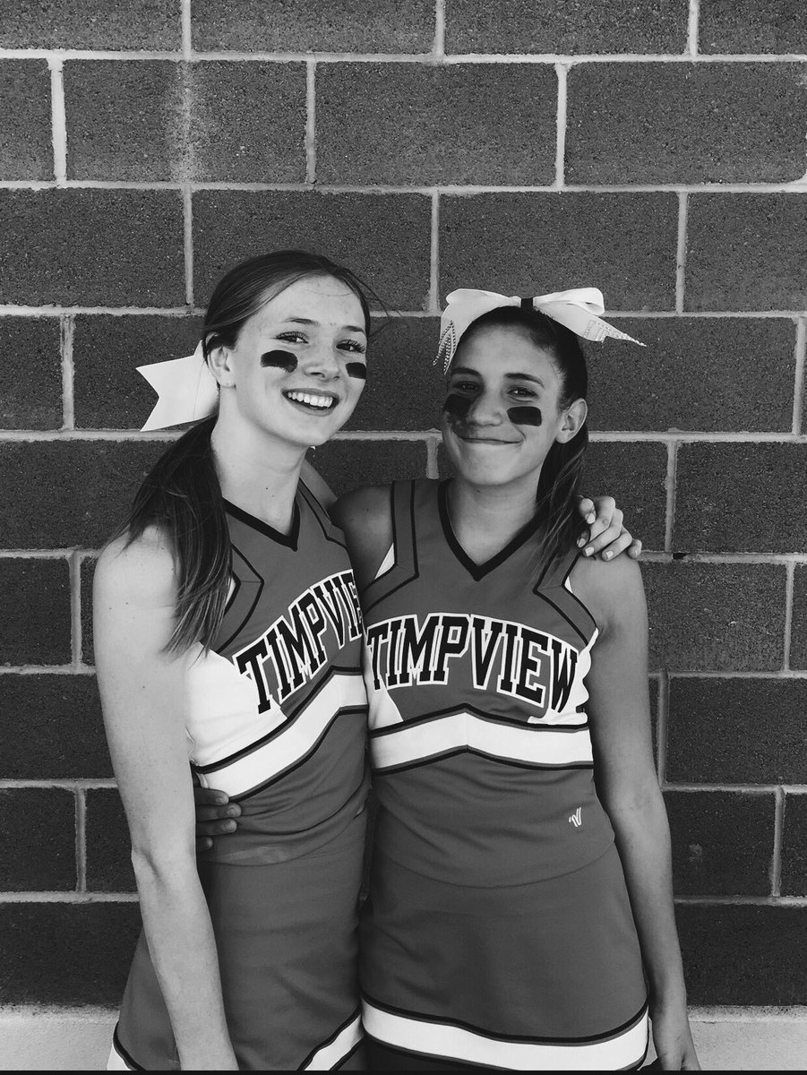 kylienewell7's tweet photo. KENNEDY happy birthday!!! thanks for seriously being the nicest person ever I loveee youuu💞❤️💘 #tbtpics @kennedyolsonnn https://t.co/7tAWndG6Xw