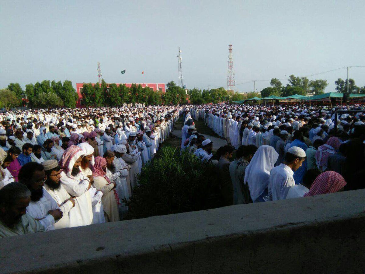 mp_alhusaini's tweet photo. توفي ليلة الثلاثاء ٢٣ ذي القعدة ١٤٣٨هـ الشيخ المحدث عبدالله بن أمجد الجهتوي أستاذ الحديث بفيصل آباد #باكستان https://t.co/Qhd9eDz259